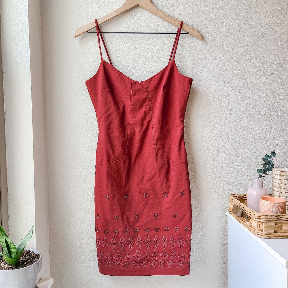 Rampage Vintage Beaded Applique Sleeveless Bodycon Mini Dress in Red